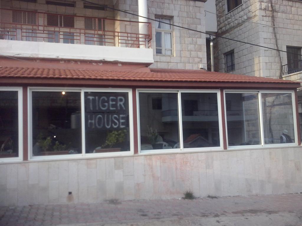 Tiger House Guest House Bcharré Buitenkant foto