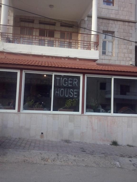 Tiger House Guest House Bcharré Buitenkant foto
